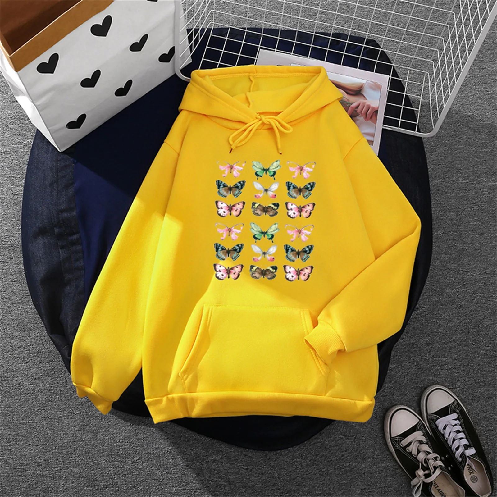 Casual Kawaii Cartoon Bows Print Hoodies Women Spring Autumn Outwear Long Sleeve Drawstring Pockets Hoodies manteau femme
Casual Kawaii Cartoon Bows Print Hoodies Women Spring Autumn Outwear Long Sleeve Drawstring Pockets Hoodies manteau femme