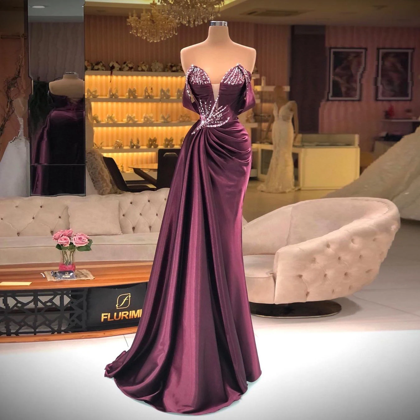Gorgeous Elegant Mermaid Prom Dresses V Neck Cap Sleeves Crystals Shiny Women Long Evening Party Gowns Custom Made Plus Size
Gorgeous Elegant Mermaid Prom Dresses V Neck Cap Sleeves Crystals Shiny Women Long Evening Party Gowns Custom Made Plus Size