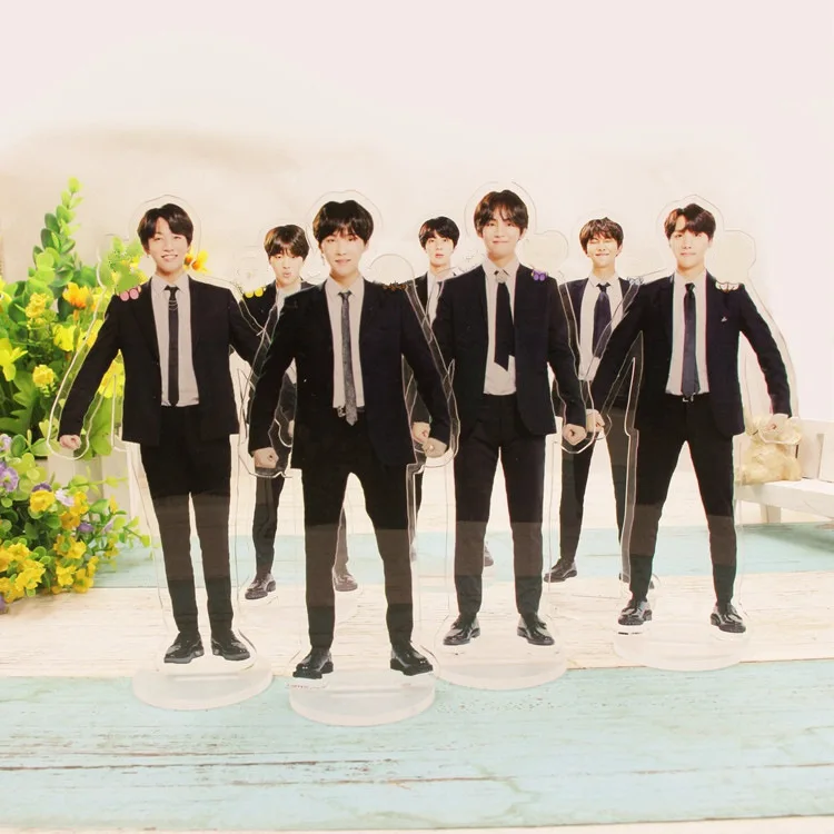 Оптовая продажа, группа Kpop, 18 см, человеческая форма, Bangtan Boys, прозрачная пвх акриловая подставка, Настольная маленькая Фирменная статуя, Нас...
Оптовая продажа, группа Kpop, 18 см, человеческая форма, Bangtan Boys, прозрачная пвх акриловая подставка, Настольная маленькая Фирменная статуя, Нас...