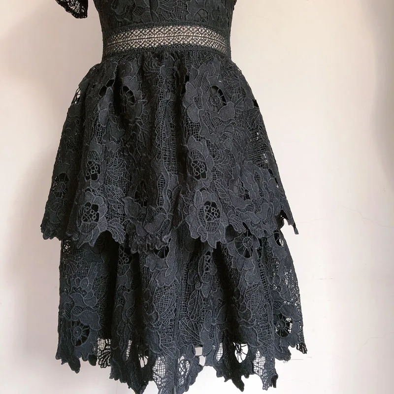 Black Gothic Lace Mini Ruffles Dress Vintage O-neck Short Sleeve Summer Party Birthday Dresses for Women Femme Vestidos
Black Gothic Lace Mini Ruffles Dress Vintage O-neck Short Sleeve Summer Party Birthday Dresses for Women Femme Vestidos