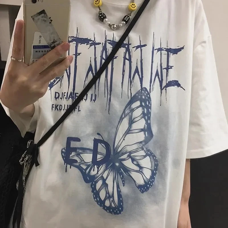 Summer new INS dark hip-hop street butterfly cloud print students loose short-sleeved T-shirts for men and women tops S-5XL
Summer new INS dark hip-hop street butterfly cloud print students loose short-sleeved T-shirts for men and women tops S-5XL