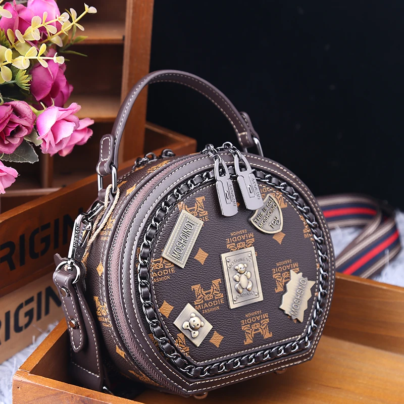 100% Genuine Leather Top Quality Shoulder Messenger Bags Famous Designer Small Round Bags 2021 New Women Purse and Handbags
100% Genuine Leather Top Quality Shoulder Messenger Bags Famous Designer Small Round Bags 2021 New Women Purse and Handbags