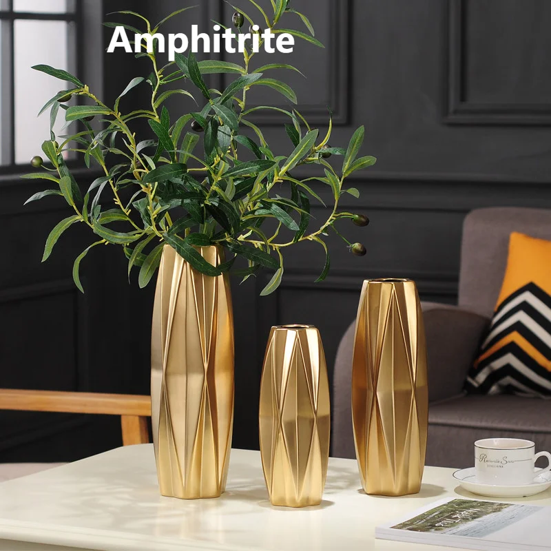 European Gold Matted Porcelain Table Modern Vase Fashion Simple Flower Ceramic Office At Home Decoration Handcrafted Wedding
European Gold Matted Porcelain Table Modern Vase Fashion Simple Flower Ceramic Office At Home Decoration Handcrafted Wedding