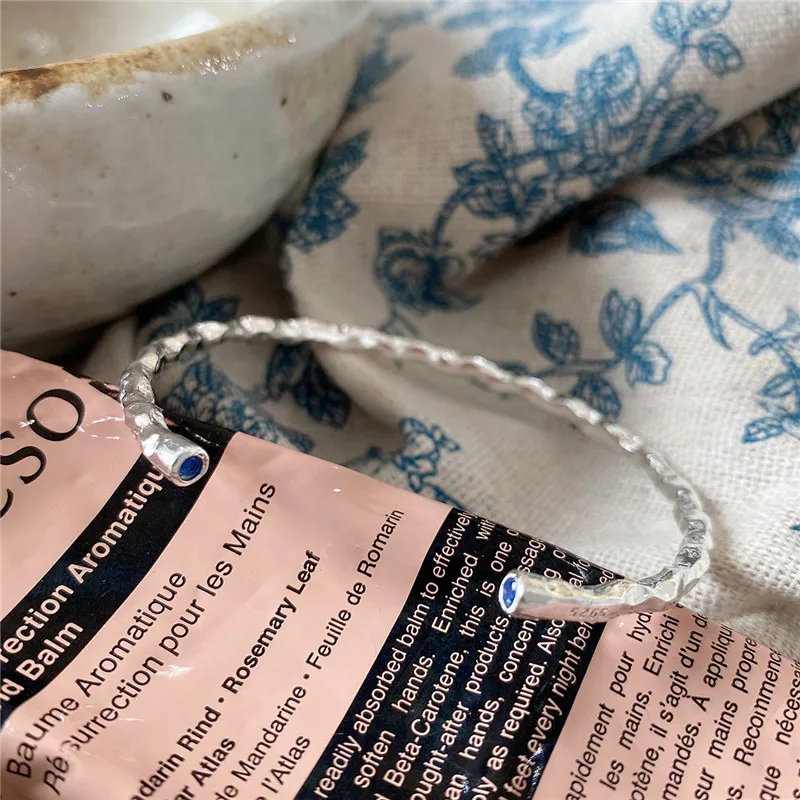 POFUNUO Real 925 Sterling Silver Women Delicate Frosted Texture Bangles Female Birthday Wedding Jewelry Geometric Niche Bangles
POFUNUO Real 925 Sterling Silver Women Delicate Frosted Texture Bangles Female Birthday Wedding Jewelry Geometric Niche Bangles