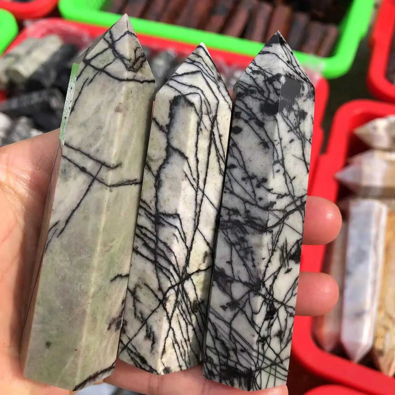 Натуральный кристалл, черная линия, кварцевый прозрачный кварц, точечный исцеляющий камень, фотоэскизский камень, домашний декор
Натуральный кристалл, черная линия, кварцевый прозрачный кварц, точечный исцеляющий камень, фотоэскизский камень, домашний декор