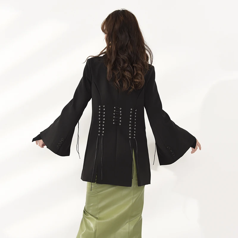 Vent Women Black Bandage Temperament Blazer New Lapel Long Sleeve Loose Fit Jacket Fashion Spring Autumn 2021 1DB30901 
Vent Women Black Bandage Temperament Blazer New Lapel Long Sleeve Loose Fit Jacket Fashion Spring Autumn 2021 1DB30901