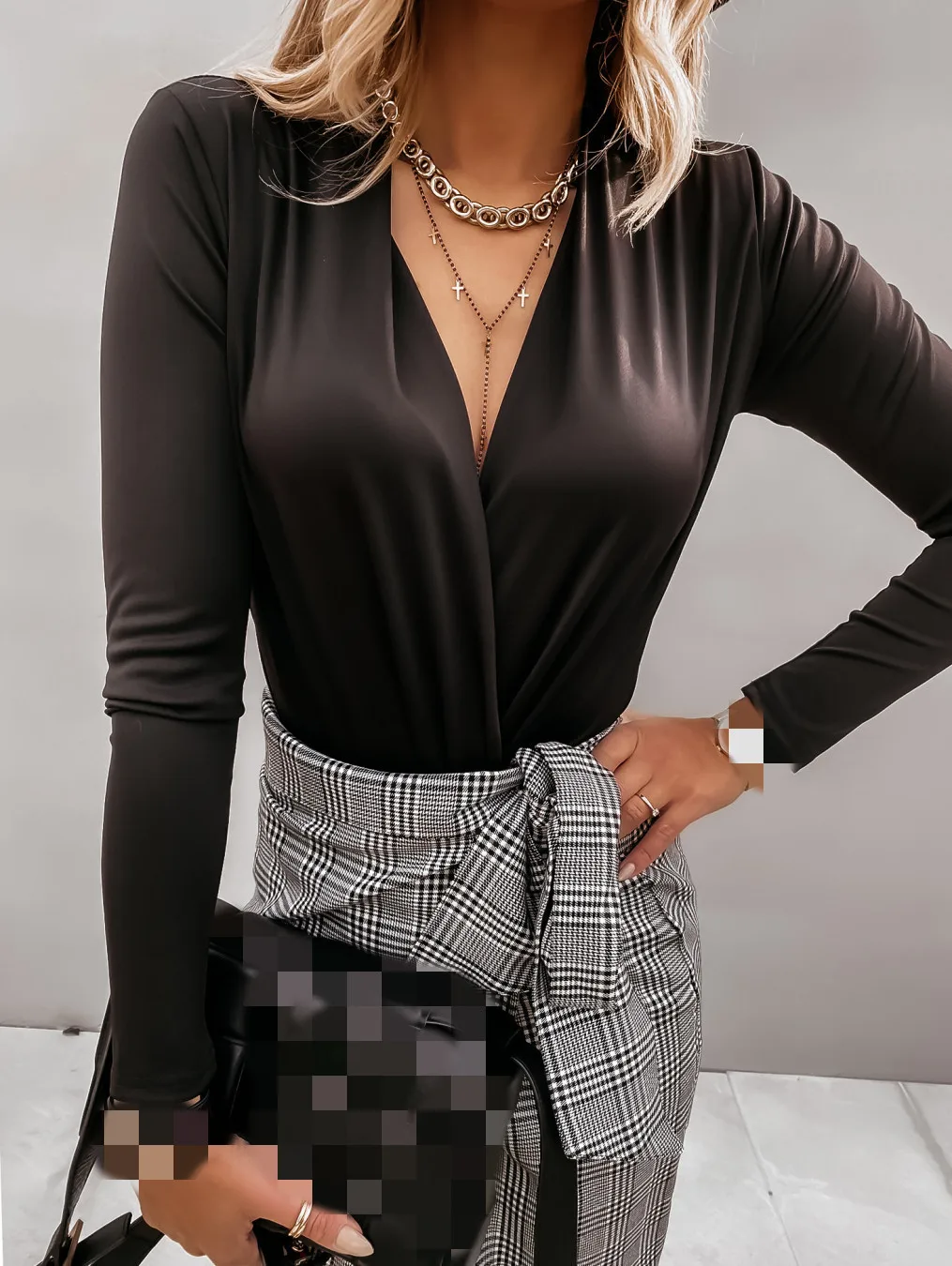 Criss-cross V-neck Long Sleeve Women's Top Solid White Sexy Female Tops 2021 New Autumn Fashion Office Casual Ladies Clothes
Criss-cross V-neck Long Sleeve Women's Top Solid White Sexy Female Tops 2021 New Autumn Fashion Office Casual Ladies Clothes