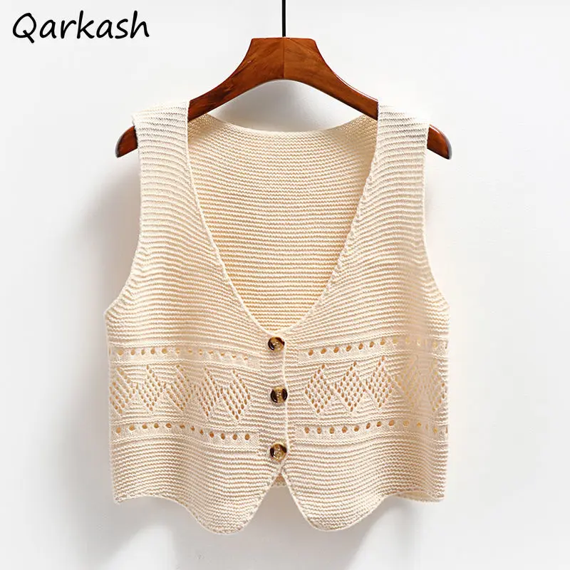 Sweater Vests Women Pure Retro Harajuku High Street Preppy Single Breasted Female Basic Fit Aesthetic Autumn Girls Y2k Knitwear
Sweater Vests Women Pure Retro Harajuku High Street Preppy Single Breasted Female Basic Fit Aesthetic Autumn Girls Y2k Knitwear