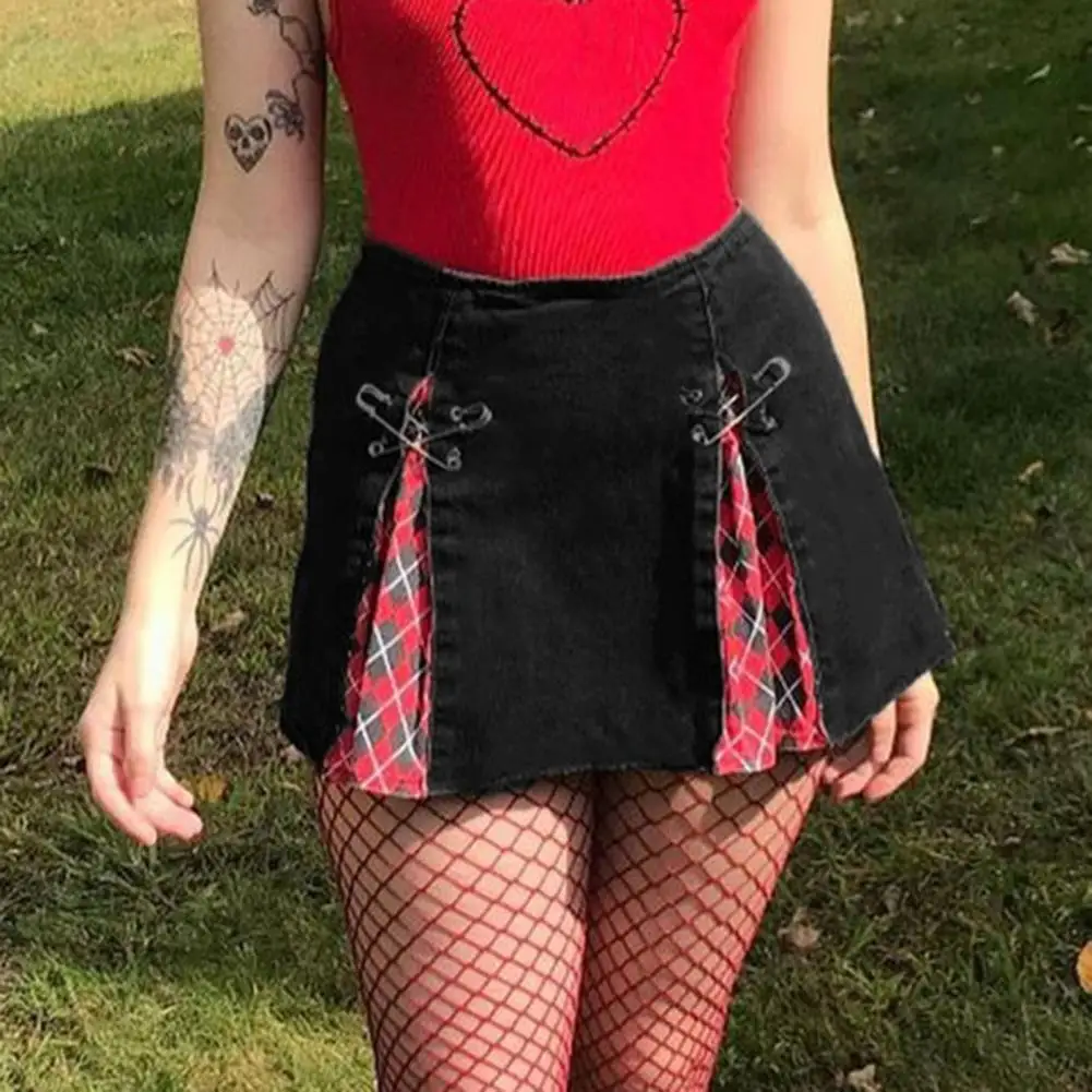 High Waist Mini Skirt Women A Line Pins Plaid Patchwork Streetwear for Party Sexy Skirts for Women Female
High Waist Mini Skirt Women A Line Pins Plaid Patchwork Streetwear for Party Sexy Skirts for Women Female