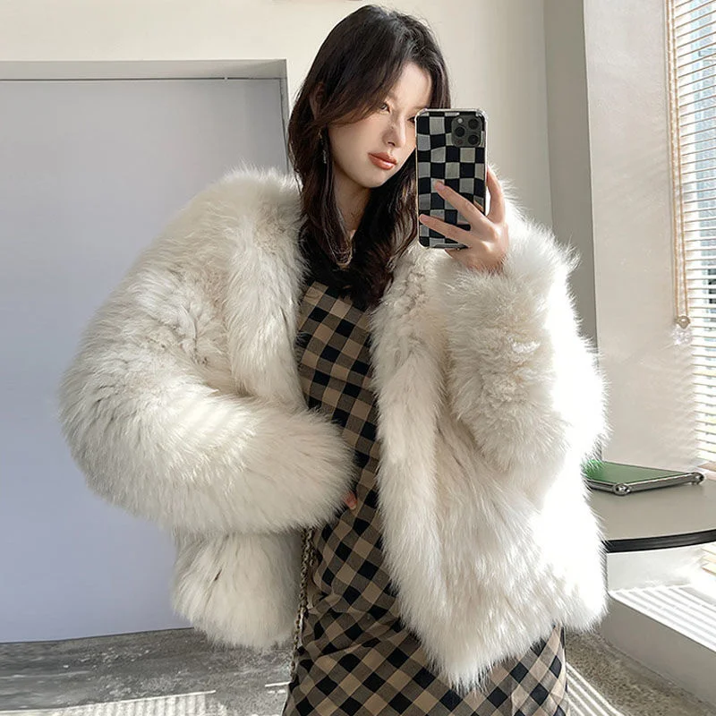 2023 New Year Imitation Fur Coat Elegant Women's Hooded Loose Faux Fur Jacket Young Fashion Soft Cardigan Warm Outwear
2023 New Year Imitation Fur Coat Elegant Women's Hooded Loose Faux Fur Jacket Young Fashion Soft Cardigan Warm Outwear