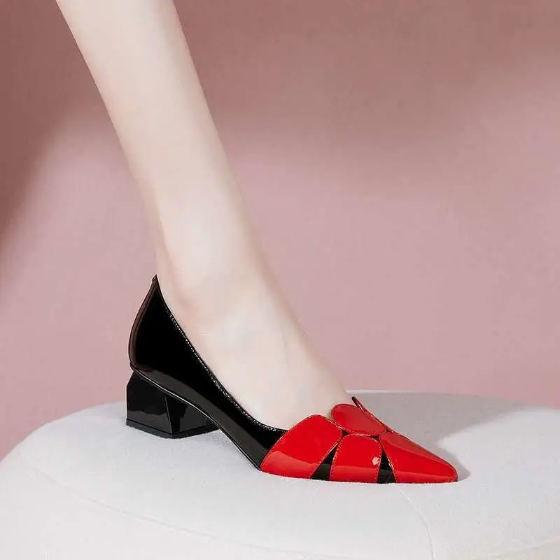 2021 Spring New Patent Leather Single Shoes Woman,Pointed Toe Women Mid Heels,Mixed Colors,Slip On,Female Footware,BLACK,RED
2021 Spring New Patent Leather Single Shoes Woman,Pointed Toe Women Mid Heels,Mixed Colors,Slip On,Female Footware,BLACK,RED