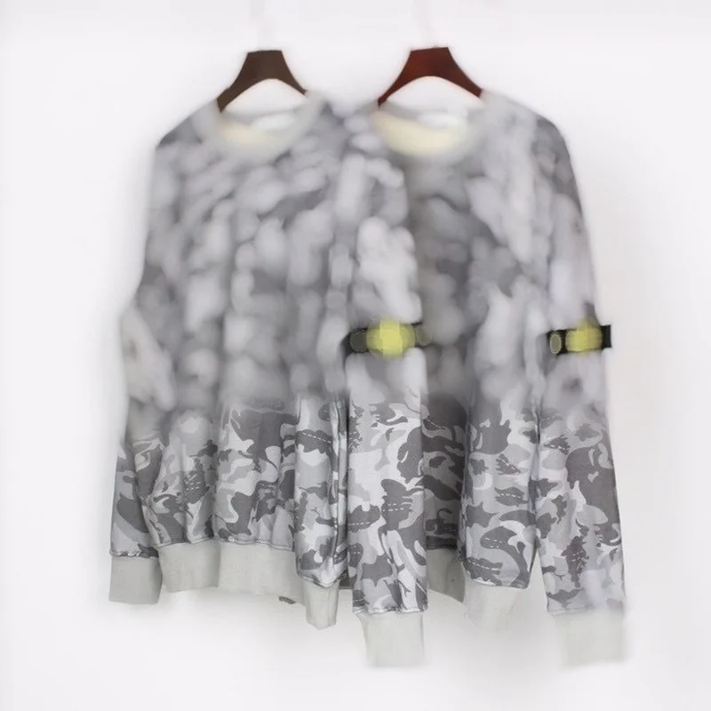 Fashionable Goods Base Factory Supplier 2020 New Couple Casual Compass Armband Camouflage Pullover Sweater
Fashionable Goods Base Factory Supplier 2020 New Couple Casual Compass Armband Camouflage Pullover Sweater