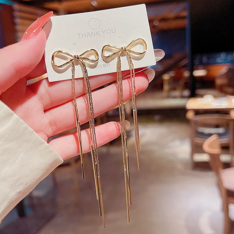 Wholesale Sterling Silvers Needle Long Tassel Bow Earrings for Women Dropshipping
Wholesale Sterling Silvers Needle Long Tassel Bow Earrings for Women Dropshipping