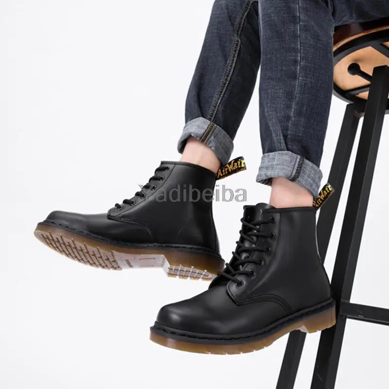 Motocycle Boot for Women Men Casual Ankle Boots Short Platform Shoes Genuine Leather Women Shoes British Punk Goth Boots Unisex
Motocycle Boot for Women Men Casual Ankle Boots Short Platform Shoes Genuine Leather Women Shoes British Punk Goth Boots Unisex