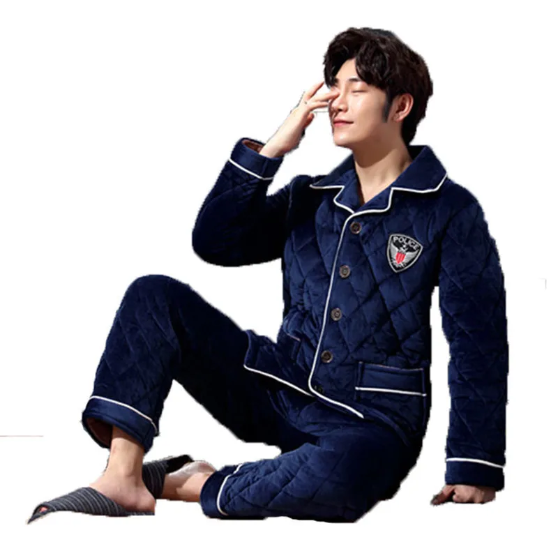 Men's Pajamas Winter Sommeil Tops Three-layer Plus Velvet Thick Coral Fleece Quilted Suit Flannel Warm Home Service Dormir Tops
Men's Pajamas Winter Sommeil Tops Three-layer Plus Velvet Thick Coral Fleece Quilted Suit Flannel Warm Home Service Dormir Tops