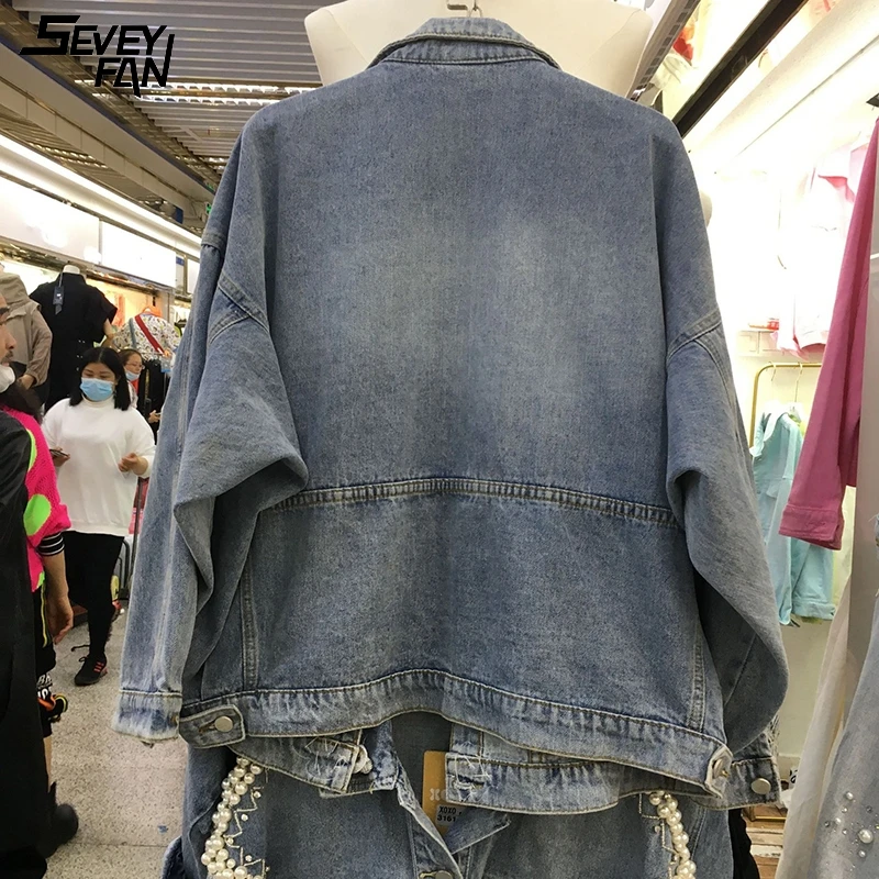 Hipster Blue Denim Jacket Women Brand Pearl Button Embroidery Vintage Jeans Jackets and Coat Fashion Streetwear Loose Outwear
Hipster Blue Denim Jacket Women Brand Pearl Button Embroidery Vintage Jeans Jackets and Coat Fashion Streetwear Loose Outwear