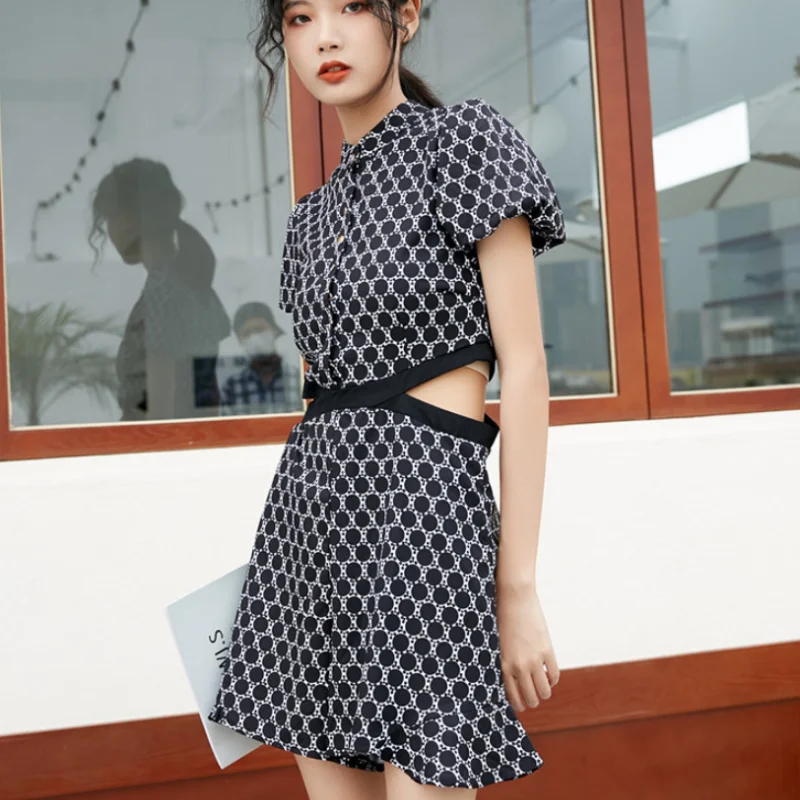 Sexy 2021 Summer New Wide-leg Pants Hollow Out Waist Contrast Color Puff Sleeve Jumpsuits Simple Casual All Match Ropa De Mujer
Sexy 2021 Summer New Wide-leg Pants Hollow Out Waist Contrast Color Puff Sleeve Jumpsuits Simple Casual All Match Ropa De Mujer
