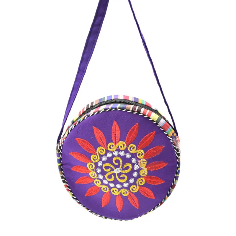 Новая женская сумка с цветочной вышивкой, наплечная сумка, сумка, круглая сумка, хит продаж-WT
Новая женская сумка с цветочной вышивкой, наплечная сумка, сумка, круглая сумка, хит продаж-WT