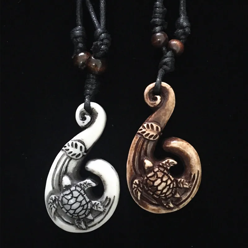 Retro Imitation Bone Carved Fish Hook Style Necklaces Pendants Jewelry Personalized Man Bohemia Style Resin Turtle Necklace
Retro Imitation Bone Carved Fish Hook Style Necklaces Pendants Jewelry Personalized Man Bohemia Style Resin Turtle Necklace