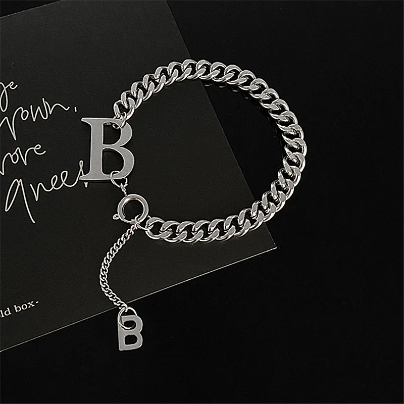 B letter titanium steel bracelet female 2021 new niche design hip-hop simple jewelry personalized trend accessories
B letter titanium steel bracelet female 2021 new niche design hip-hop simple jewelry personalized trend accessories