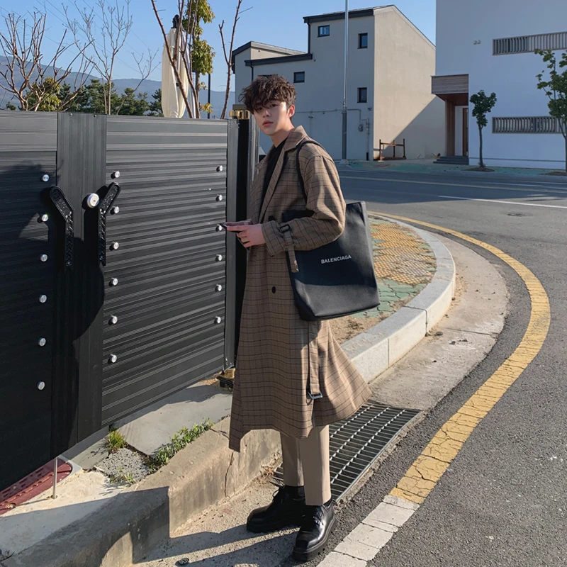 Тренчкот мужской средней длины, красивая двубортная ветровка в клетку, в Корейском стиле, до колена, в стиле оверсайз, осень
Тренчкот мужской средней длины, красивая двубортная ветровка в клетку, в Корейском стиле, до колена, в стиле оверсайз, осень