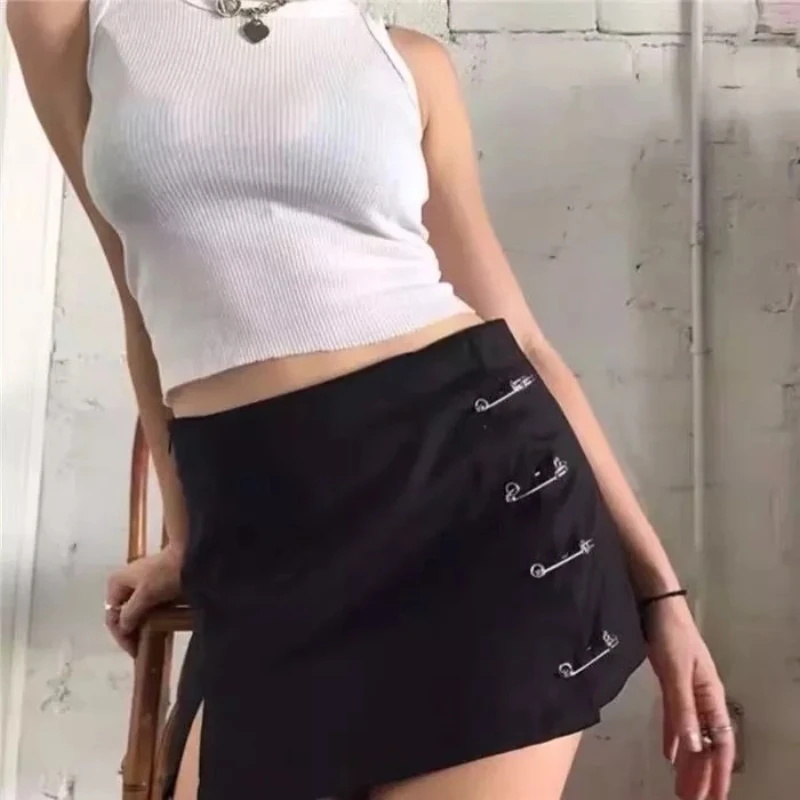 Streetwear Mini Skirt Women Side split brooch High Waist Side Zipper Short Skirt Sexy Female A-Line Slim Hip Camo Skirts
Streetwear Mini Skirt Women Side split brooch High Waist Side Zipper Short Skirt Sexy Female A-Line Slim Hip Camo Skirts