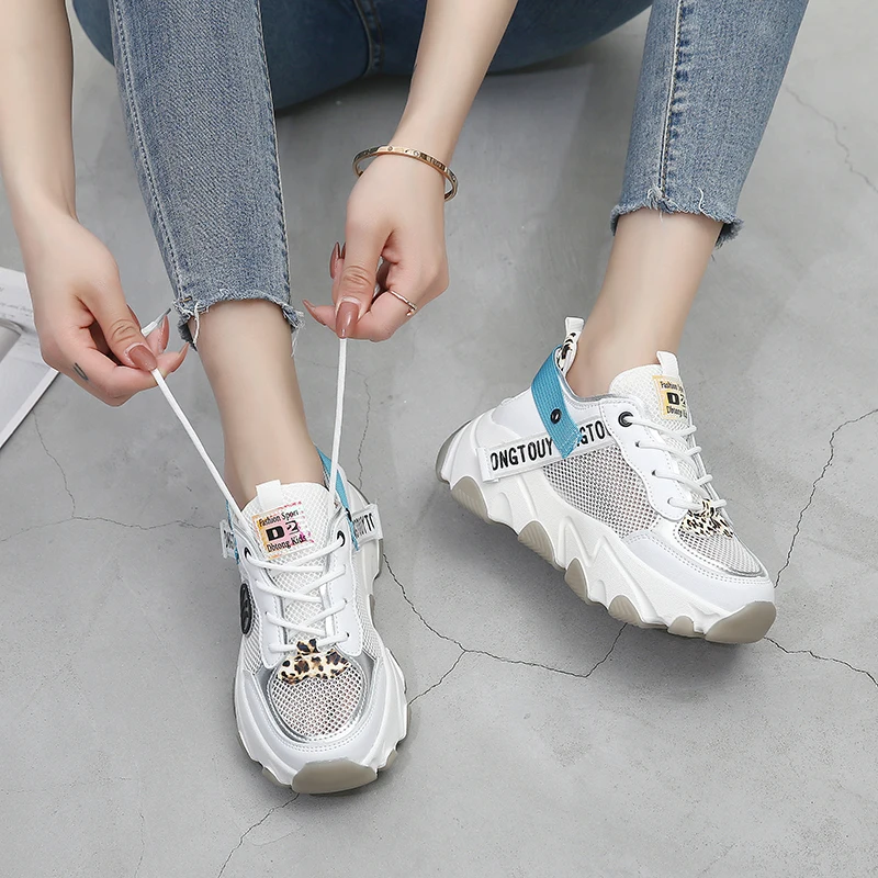 Muffin bottom sports casual shoes thick bottom old shoes women 2020 soft bottom wild trend increase women's shoes Z589
Muffin bottom sports casual shoes thick bottom old shoes women 2020 soft bottom wild trend increase women's shoes Z589