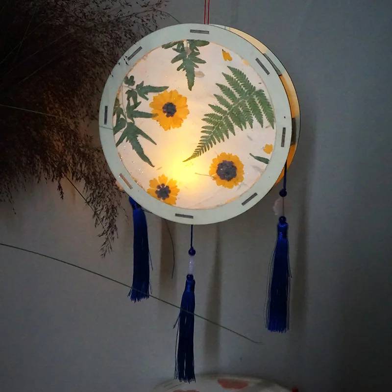DIY Palace lantern Handmade Round Paper Lanterns Hanging Wedding Birthday Party Holiday Decoration Chinese Paper Lights ball
DIY Palace lantern Handmade Round Paper Lanterns Hanging Wedding Birthday Party Holiday Decoration Chinese Paper Lights ball