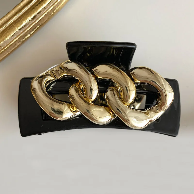 Geometric Twisted Gol Link Chain Hair Claws Large Square Shark Hair Clips Winter Vintage Hair Accessories For Women 2021
Geometric Twisted Gol Link Chain Hair Claws Large Square Shark Hair Clips Winter Vintage Hair Accessories For Women 2021