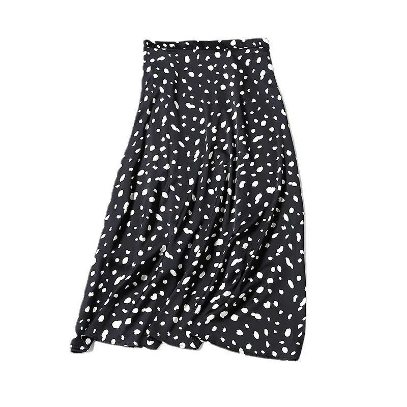 2021 printed polka-dot skin color Leopard A thin medium and long temperament commuter skirt zipper Joker skirt
2021 printed polka-dot skin color Leopard A thin medium and long temperament commuter skirt zipper Joker skirt