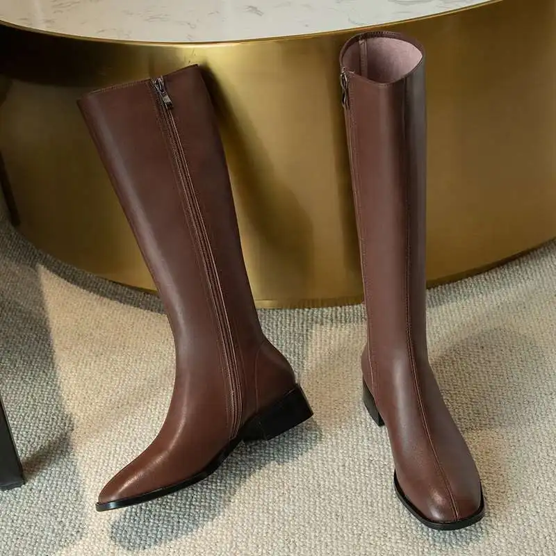 Lenkisen split leather square toe med heel riding boots simple style solid pretty girls dating Korean street knee-high boots L34
Lenkisen split leather square toe med heel riding boots simple style solid pretty girls dating Korean street knee-high boots L34