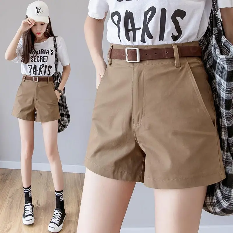 2021 New Summer Women High Waisted Wide Leg Shorts Female Korean Style Loose Fashion Elegant Short Pants Send Belt Y854
2021 New Summer Women High Waisted Wide Leg Shorts Female Korean Style Loose Fashion Elegant Short Pants Send Belt Y854