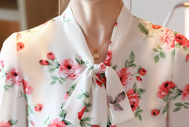 autumn women clothing chiffon blouse elegant female long sleeve printed chiffon shirt OL fashion 2020 new bow chiffon tops
autumn women clothing chiffon blouse elegant female long sleeve printed chiffon shirt OL fashion 2020 new bow chiffon tops