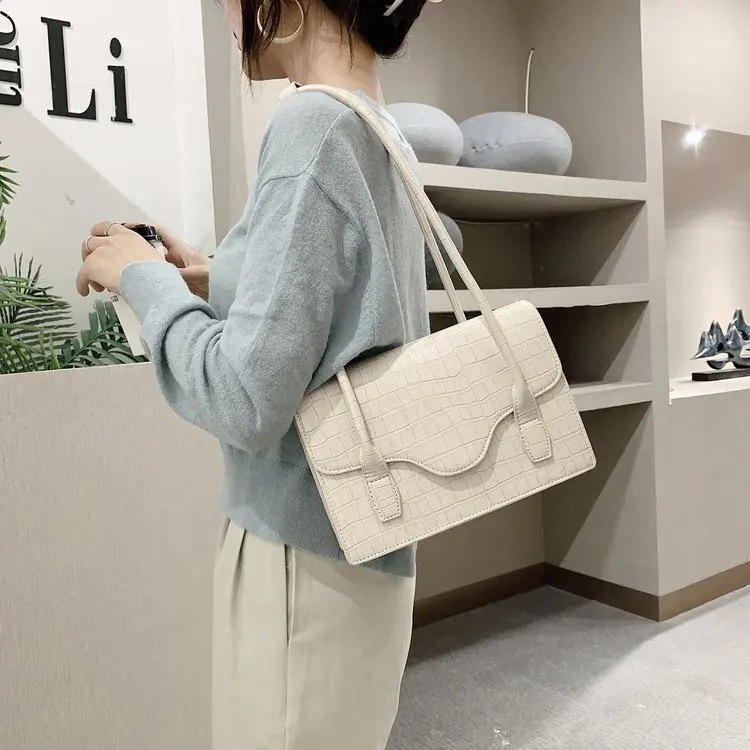Design PU Leather Small Crossbody Shoulder Bags for Women 2021 Spring New Branded Handbags Lady Purses Totes Coffee White
Design PU Leather Small Crossbody Shoulder Bags for Women 2021 Spring New Branded Handbags Lady Purses Totes Coffee White