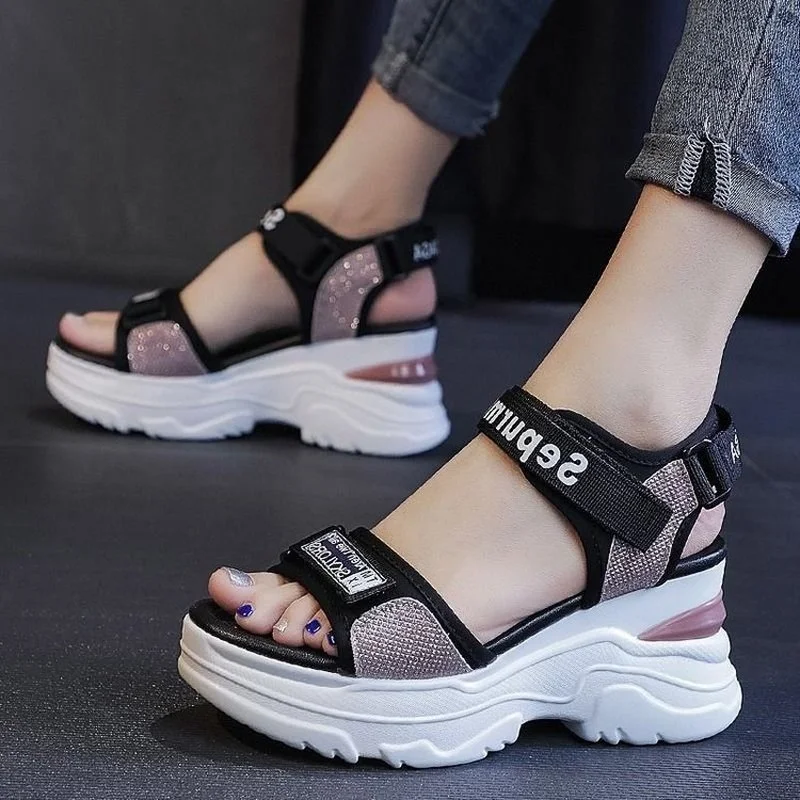 Wedge Sports Sandals for Women Trendy New Summer Versatile Height Increasing Fashionable Platform Internet Celebrity Super Hot
Wedge Sports Sandals for Women Trendy New Summer Versatile Height Increasing Fashionable Platform Internet Celebrity Super Hot
