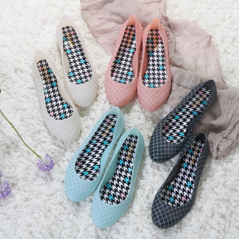 2021 Summer Women Soft Sole Jelly Shoes Women Round Toe Casual Vulcanize Flat Sport Lady Bling Many Colors Ballet Shoes Sandals
2021 Summer Women Soft Sole Jelly Shoes Women Round Toe Casual Vulcanize Flat Sport Lady Bling Many Colors Ballet Shoes Sandals