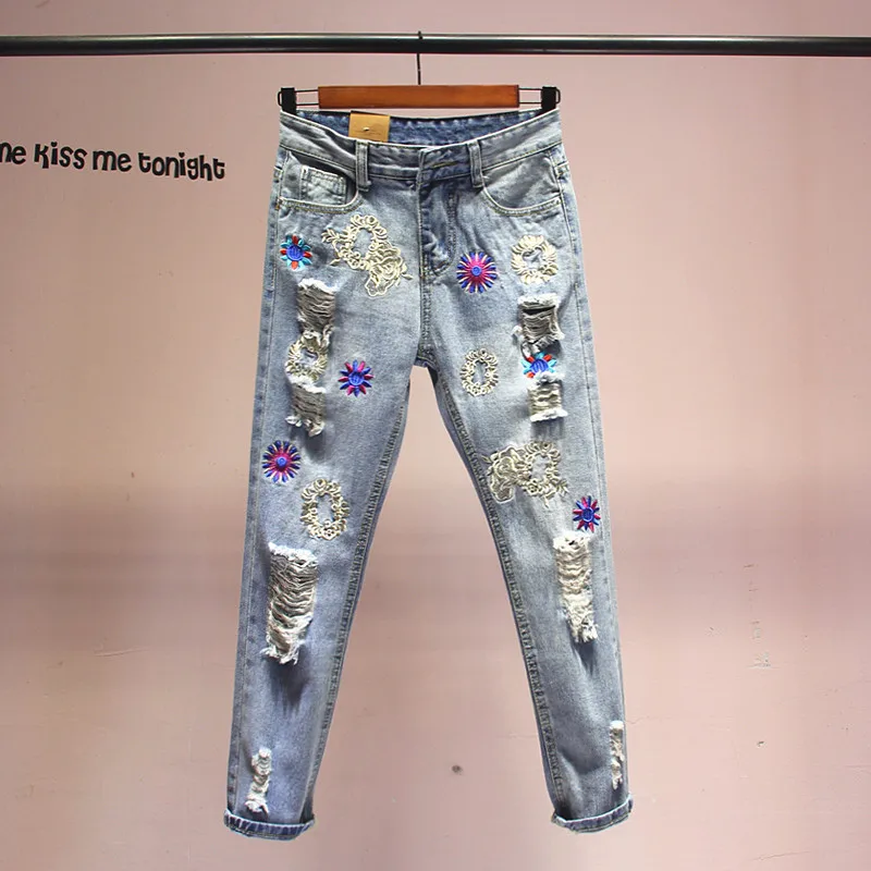 Jean femme 2022 Spring Loose Personality Holes Embroidery Blue Denim Jeans Womens High Waist Casual Pencil Pants
Jean femme 2022 Spring Loose Personality Holes Embroidery Blue Denim Jeans Womens High Waist Casual Pencil Pants
