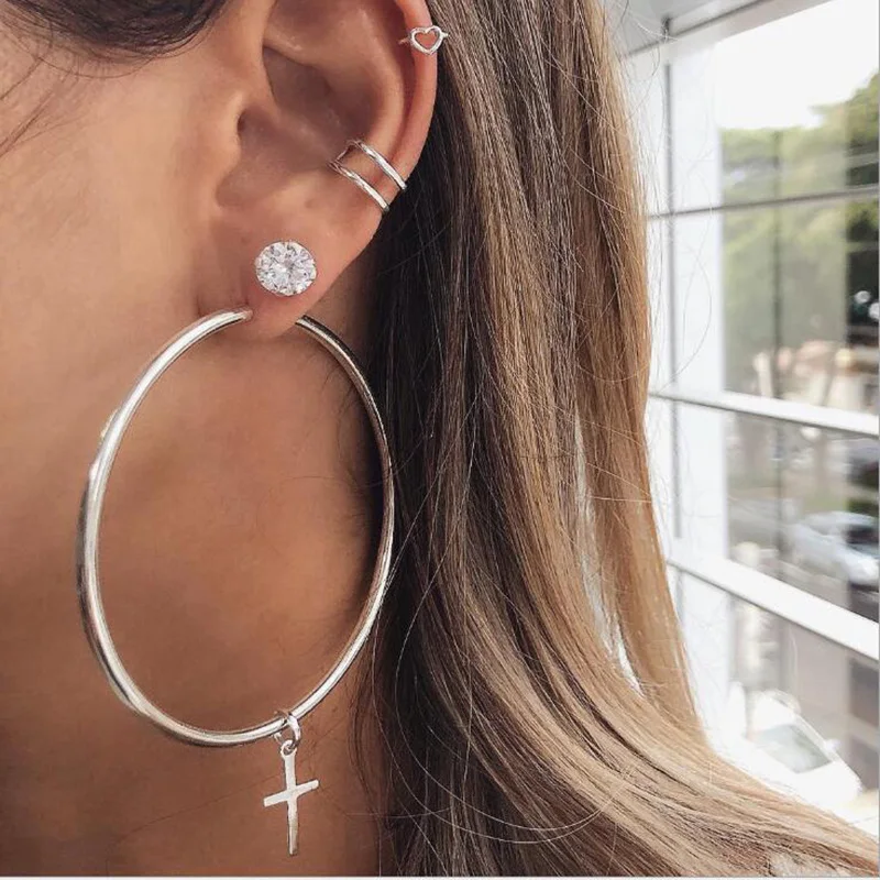 Korean Fashion Jewelry Minimalist Silver Color Big Hoop Earrings With Cross Pendant Women's Vintage Cross Charm Hoops Earring
Korean Fashion Jewelry Minimalist Silver Color Big Hoop Earrings With Cross Pendant Women's Vintage Cross Charm Hoops Earring