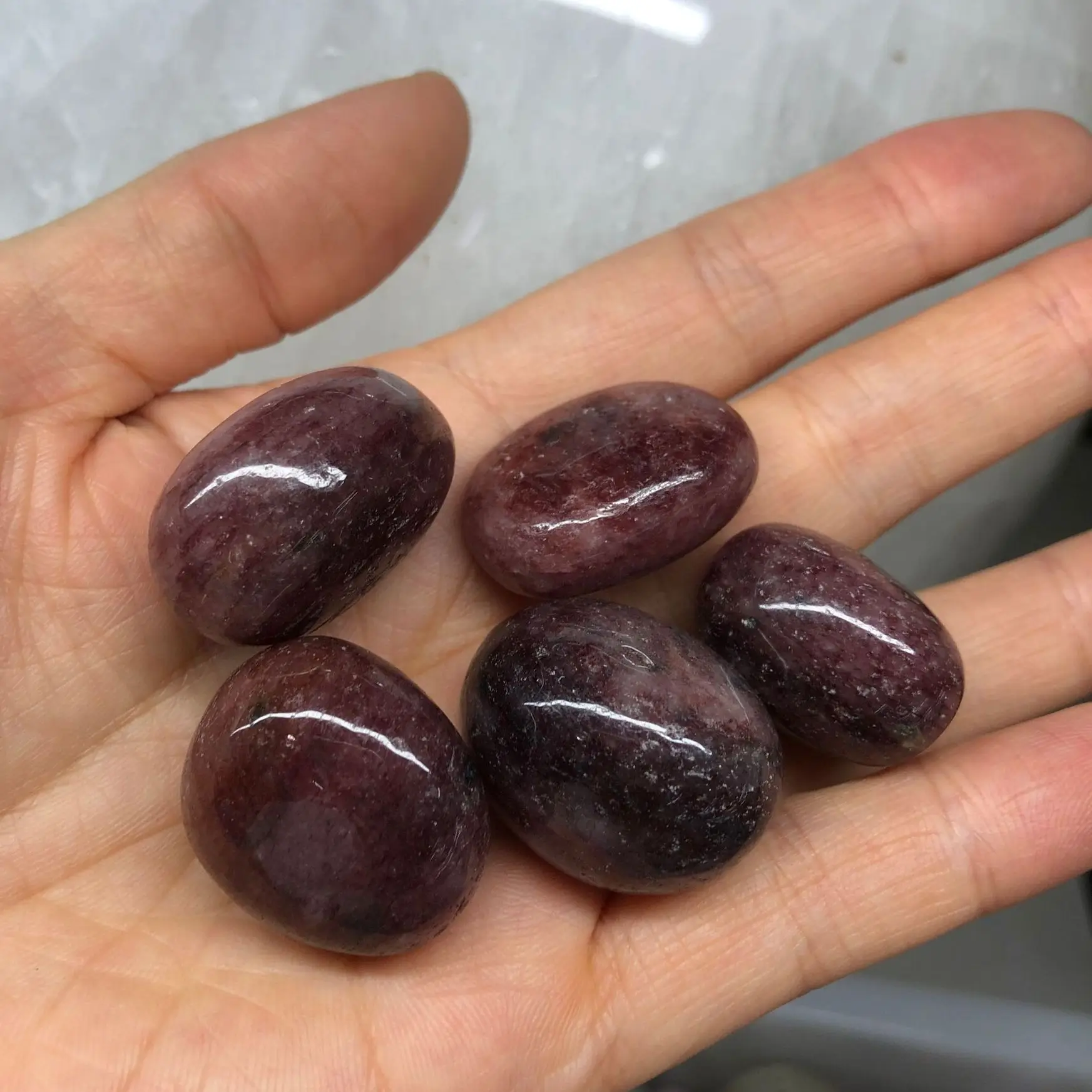 5 шт. натуральный драгоценный камень, кварц, красная клубника, кристаллы ладони, лечебные камни для украшения 
5 шт. натуральный драгоценный камень, кварц, красная клубника, кристаллы ладони, лечебные камни для украшения