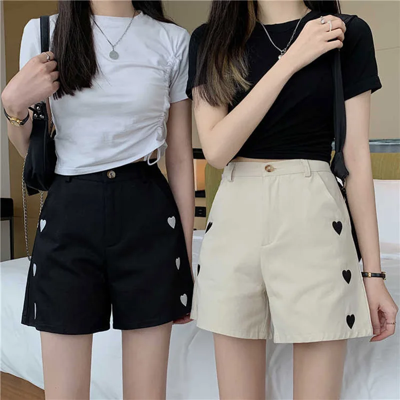 Love embroidered shorts Women's summer Korean loose Casual shorts Female Trendy All-match Students Chic Harajuku women clothing
Love embroidered shorts Women's summer Korean loose Casual shorts Female Trendy All-match Students Chic Harajuku women clothing