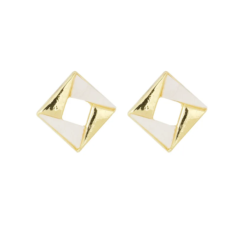 Resin Female White Earrings Silver Color Oil Drip Square Stud Earrings For Women Vintage Wedding Jewelry
Resin Female White Earrings Silver Color Oil Drip Square Stud Earrings For Women Vintage Wedding Jewelry