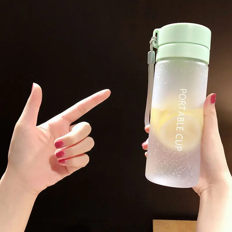 Transparent Plastic Water Bottle 600/800ml Creative Frosted Water Cup with Portable Rope Travel Tea Cup Insulated Water Bottle
Transparent Plastic Water Bottle 600/800ml Creative Frosted Water Cup with Portable Rope Travel Tea Cup Insulated Water Bottle