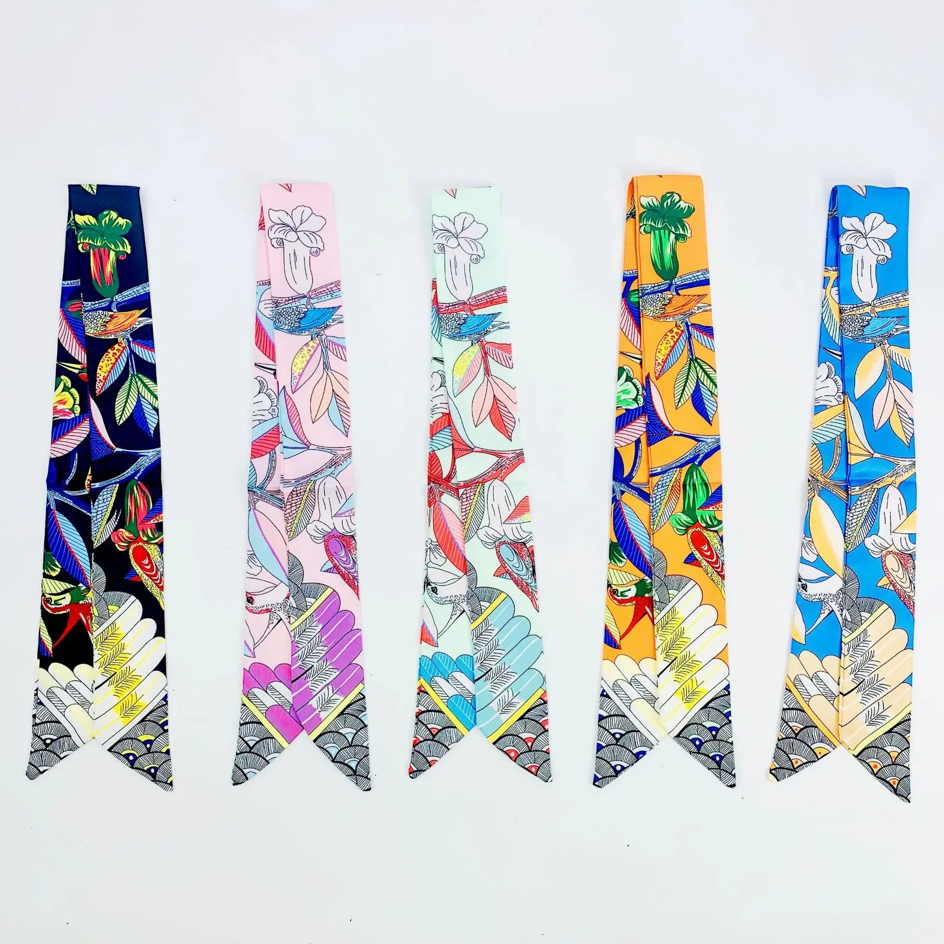 Лидер продаж, роскошный брендовый модный шарф с цветочным принтом и птицами, женский Шелковый женский головной убор, длинные шарфы, сумка, лента
Лидер продаж, роскошный брендовый модный шарф с цветочным принтом и птицами, женский Шелковый женский головной убор, длинные шарфы, сумка, лента