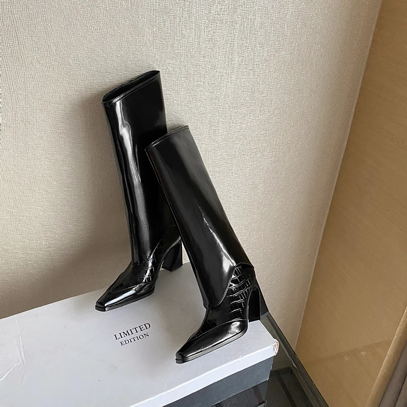 Autumn Winter Fashion Concise Women Knee-High Boots Pointed Toe Genuine Leather Srange Heels Party Platforms Shoes Woman
Autumn Winter Fashion Concise Women Knee-High Boots Pointed Toe Genuine Leather Srange Heels Party Platforms Shoes Woman