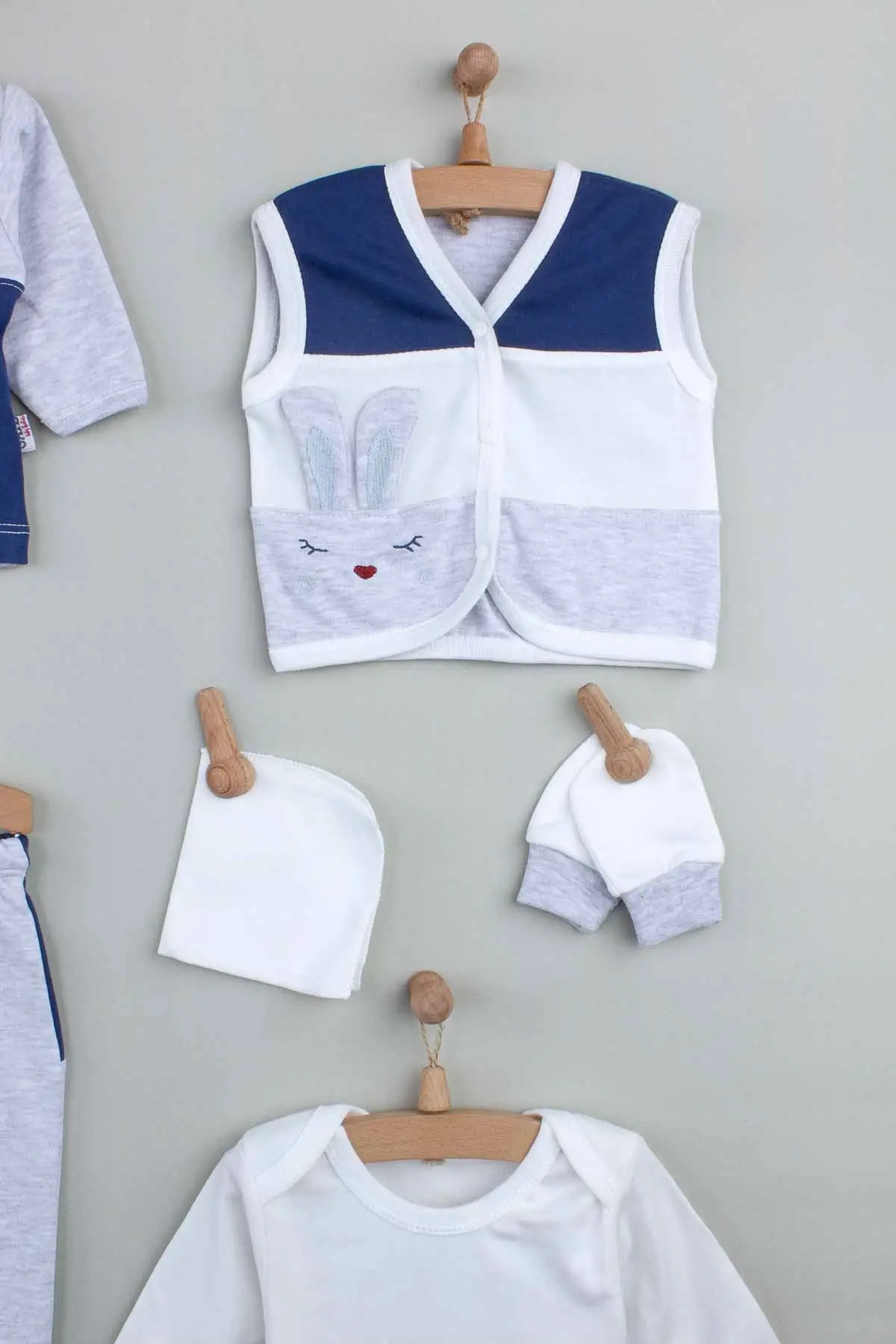 Navy Blue Baby Boy Newborn 10 Piece Suit Hospital Wear Cotton Casual Boys Babies Sets Seasonal Models
Navy Blue Baby Boy Newborn 10 Piece Suit Hospital Wear Cotton Casual Boys Babies Sets Seasonal Models