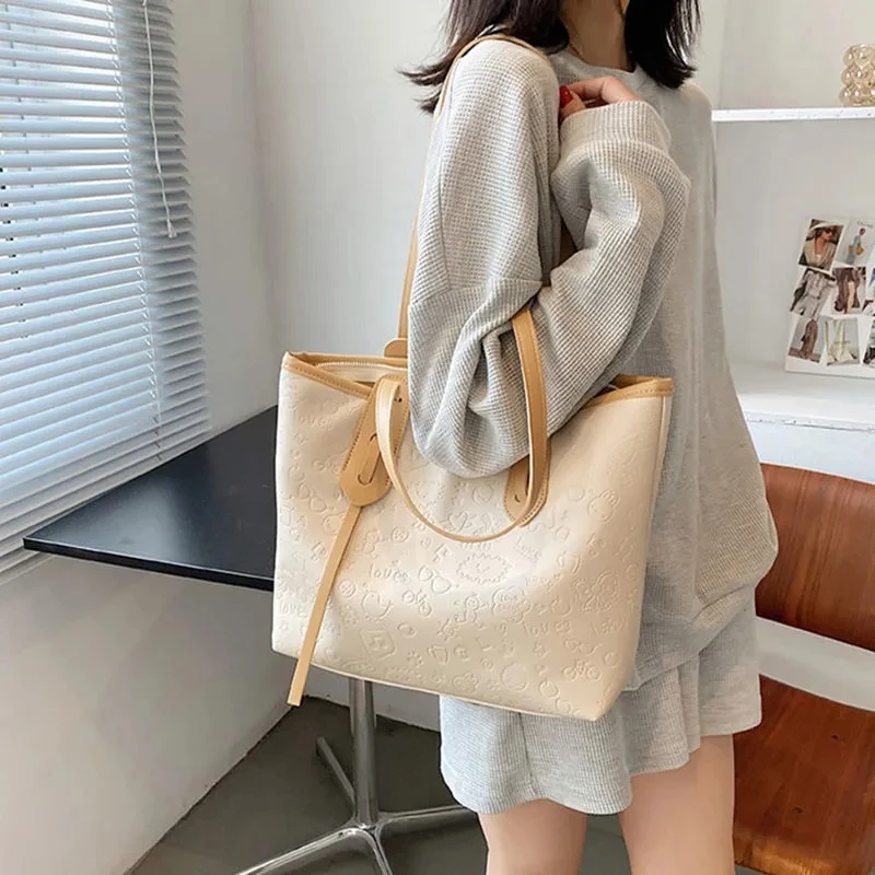 PU shoulder shopper bags given handbag office ladies bags Women shopping bags for girls black hand bags travel bags 2021
PU shoulder shopper bags given handbag office ladies bags Women shopping bags for girls black hand bags travel bags 2021