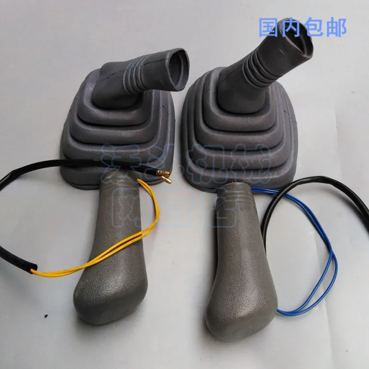Excavator Accessories Joystick handle rubber boot Manipulation Rod dust-proof set for HITACHI ZAX EX60/120/200/210-5-6
Excavator Accessories Joystick handle rubber boot Manipulation Rod dust-proof set for HITACHI ZAX EX60/120/200/210-5-6