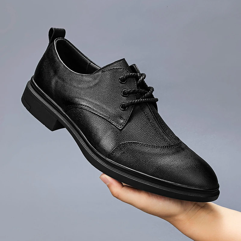 2020 Men Shoes Genuine Leather Luxury Brand Men Business Formal Dress Shoes Breathable Fashion Men Wedding shoes Big Size 46
2020 Men Shoes Genuine Leather Luxury Brand Men Business Formal Dress Shoes Breathable Fashion Men Wedding shoes Big Size 46