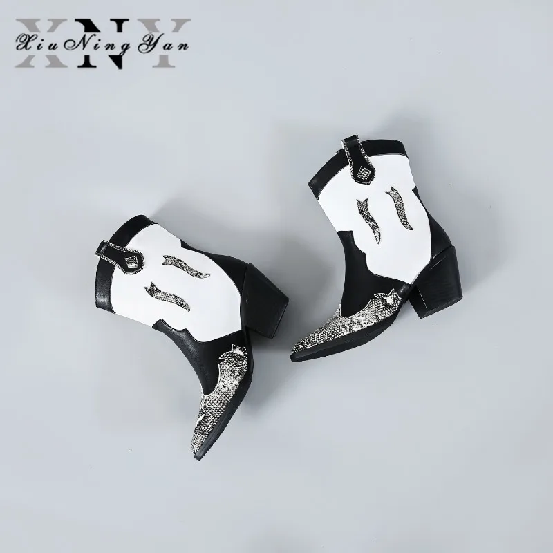 Xiuningyan Brand Women's Boots Genuine Leather Ankle Boots Handmade Platform Fretwork Ladies Casual Sneakers Shoes Woman 2020
Xiuningyan Brand Women's Boots Genuine Leather Ankle Boots Handmade Platform Fretwork Ladies Casual Sneakers Shoes Woman 2020