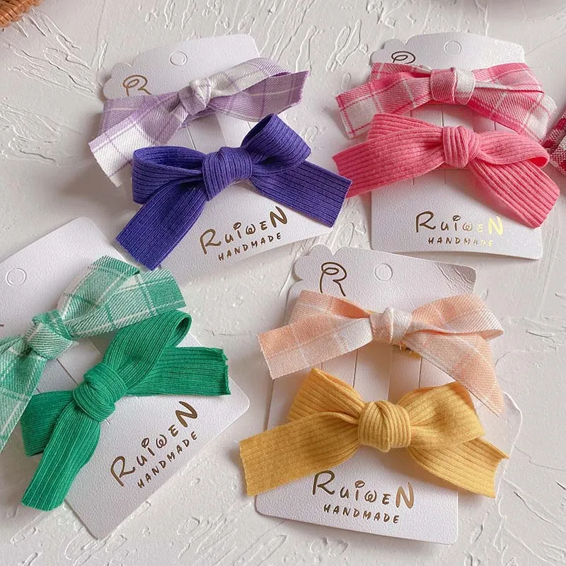 2pcs Lattice Bowknot Children's Hairpin Korean Version Of The New Sweet Candy Color Solid Color Wild Bangs Hairpin Headdress
2pcs Lattice Bowknot Children's Hairpin Korean Version Of The New Sweet Candy Color Solid Color Wild Bangs Hairpin Headdress